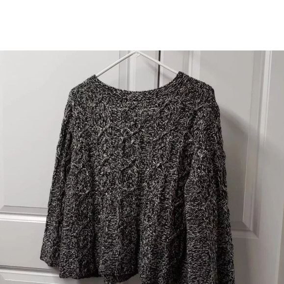 Leo & Nicole Cardigan Sweater Women's Size: XL - Picture 6 of 11